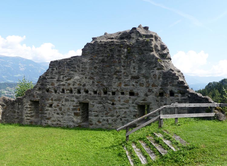 Ortenburg, Mauerrest an der östlichen Ringmauer